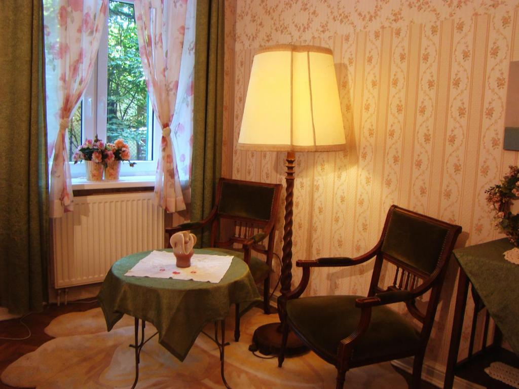 Hostelik Wiktorianski Łódź Exteriör bild