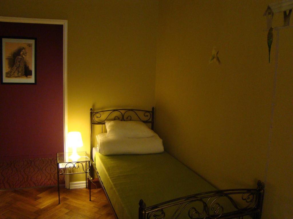 Hostelik Wiktorianski Łódź Exteriör bild