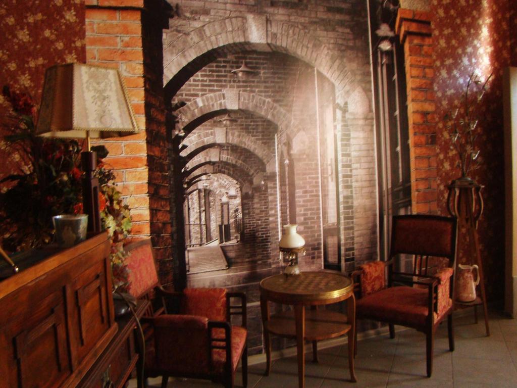 Hostelik Wiktorianski Łódź Exteriör bild
