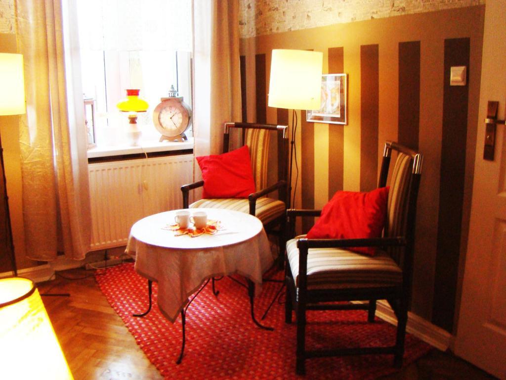 Hostelik Wiktorianski Łódź Exteriör bild