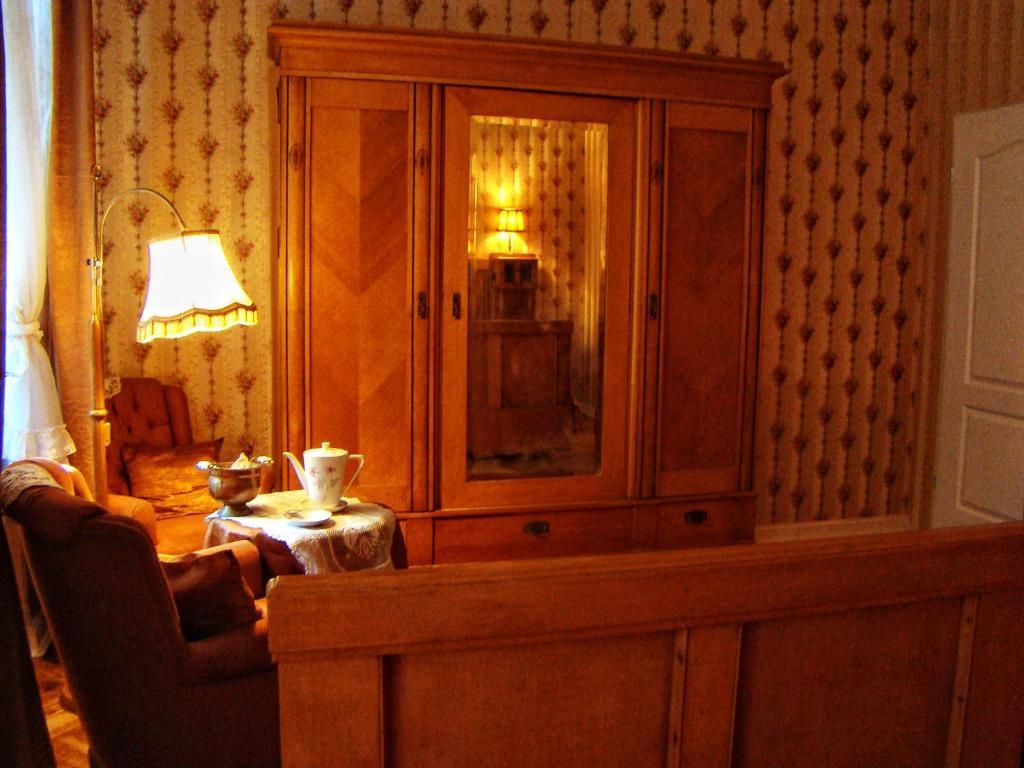 Hostelik Wiktorianski Łódź Exteriör bild